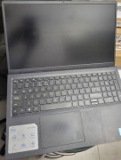 Laptop DELL Inspiron 15 3511