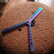 Składany grzebień ze stali nierdzewnej treningowy nóż motylkowy (Kolorowy)