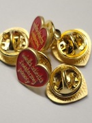 Znaczek Serduszko WOŚP z przypinką  zapinką