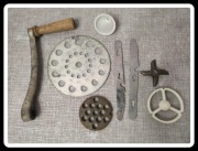 Elementy od starej maszynki do mięsa części 