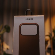 Etui NOMAD Modern Leather MagSafe do Apple iPhone 17 Pro Brązowy