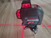 laser krzyżowy bosch gll 3-80 z podstawką regulowaną