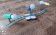 Lampa sufitowa do pokoju dziecięcego, kredki.