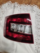 Lampa lewa strona Skoda Rapid NH od 13-22