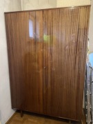 Vintage szafa na wysoki połysk