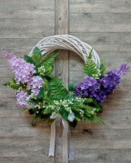 Wianek liliowe i fioletowe bzy