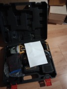 Szlifierka kątowa aku