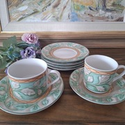 Dwie filiżanki i 4 talerzyki Indonezja 