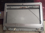 KIANO SlimNote 14.2 13", górna pełna obudowa matrycy wraz z kamerką.