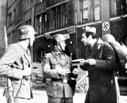 WROCŁAW Zapolskiej 4, fotografia fotos film GIUSEPPE W WARSZAWIE 24x30