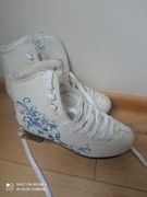 Łyżwy do jazdy po lodzie 