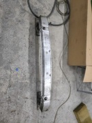 Tylnia belka zderzaka Opel Insignia 