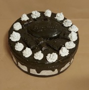 Pudełko, puszka, kasetka na drobiazgi, torcik