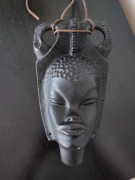 Gipsowa maska afrykańska PRL