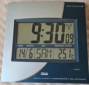 Zegar ścienny cyfrowy