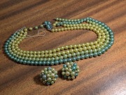 2x zielone klipsy + korale, sztuczna biżuteria z lat 60, Japan