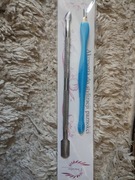 Akcesoria do stylizacji paznokci kopytko i do usuwania skórek 