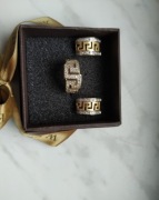 ZŁOTY PIERŚCIONEK Z CYRKONIAMI TYP GRECKI 585+KOLCZYKI