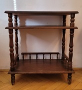 Drewniana fornirowana etażerka z lat 90-tych XX wieku