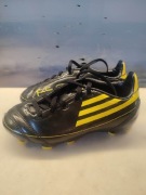 Buty Adidas F50 korki 29 dziecięce