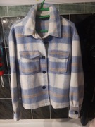 Krótka kurteczka bez podszewki typu koszulowego