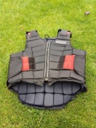 Busse kamizelka jazda konna rozmiar M 10 lat