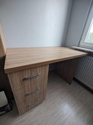 Biurko z szufladami