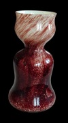 Wazon szklany WMF 1930 Art Deco, czerwony opal, Erich Jachmann Niemcy Antyk
