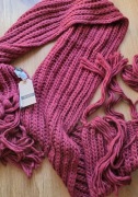 Szalik BERSHKA malinowy 240x24 cm NOWY