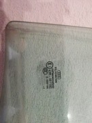 Szyba lewy tył Audi A4 B8 Sedan