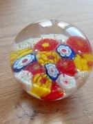 Przycisk do papieru sygnatura M