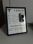 Ramka dekoracyjna z modelem Hot Wheels – Tesla Model S Plaid