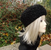 Czapka damska czarna zimowe nakrycie głowy