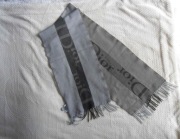 szalik renomowanej marki Christian Dior