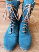 PIĘKNE BUTY BOTKI LASOCKI SKÓRA ZAMSZ STAN BARDZO DOBRY 38/39 WKŁ. 25,5 CM