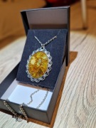 ZAWIESZKA MEDALION 3 X 4 CM + ŁAŃCUSZEK 50 CM   BURSZTYN BAŁTYCKI