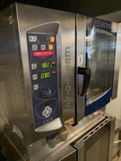 Piec konwekcyjno parowy Elektrolux