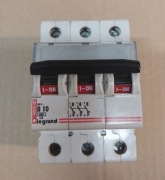 Wyłącznik Nadprądowy Legrand B10 3p