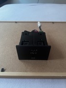 GNIAZDO MODUŁ AUX USB CARPLAY AUDI Q2 8V0035708