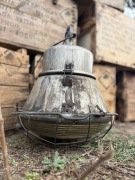 Lampa industrialna loft vintage – metalowa, klimat PRL