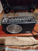 Zabytkowe przenośne radio graetz FLIP 302