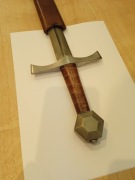 Sztylet średniowieczny, replika