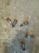 Śruby koła Speedfight 2