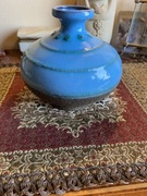 BUTLA WAZON-UROCZA CERAMIKA SZKLIWIONA I SYGNOWANA