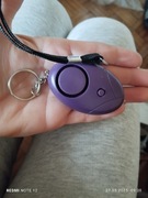 Brelok z alarmem i latarką 