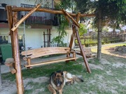 Huśtawka ogrodowa drewniana, z małą huśtawką dla dziecka i nie tylko!