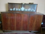 Kredens z czasów PRL