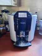 Ekspres Krups EA90 samoczyszczące cappuccino/ j. polski