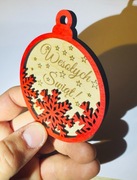 Drewniana bombka świąteczna 3D z grawerem – ozdoba choinkowa