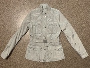 Ładna damska lekka kurtka wiatrówka Mohito rozmiar 40 !